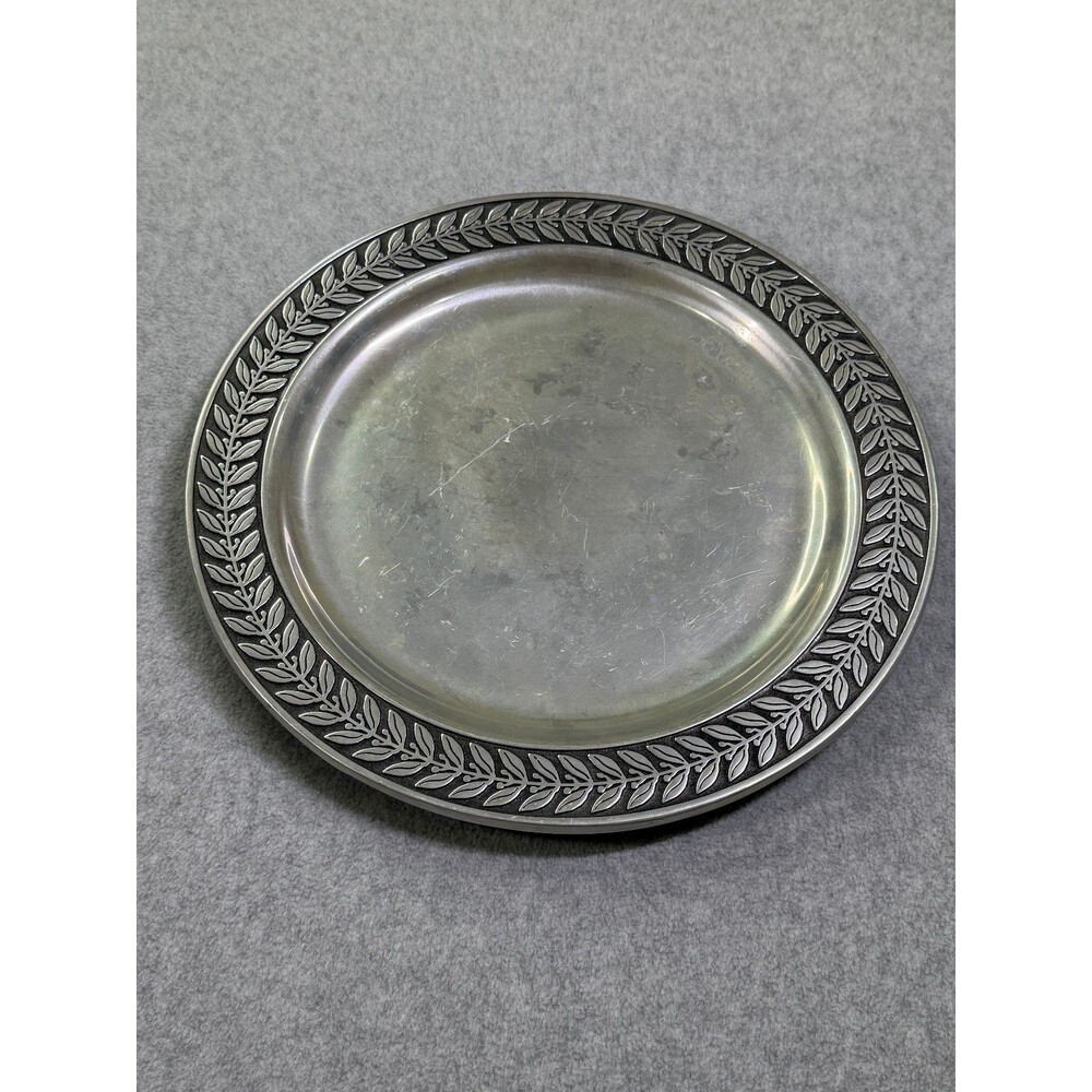 Wilton Armetale Pewter Serving Platter Laurel Wreath Rim Charger Plate Vintage